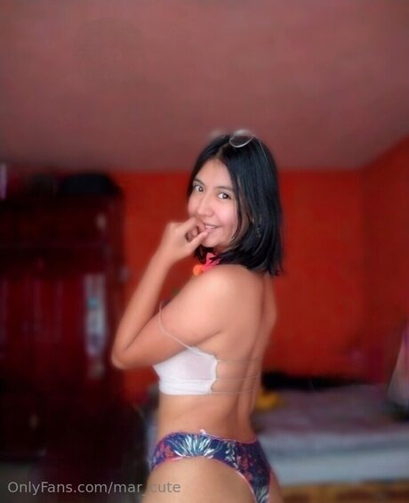 Mar Cute model hd image