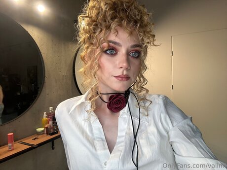 Vallmi nice star photos