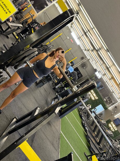 Paulatapiaof nude actress photos