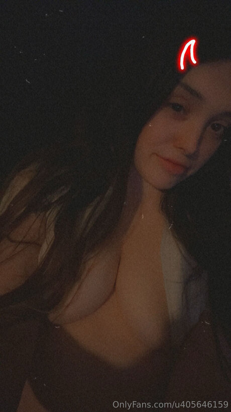 U405646159 art star image