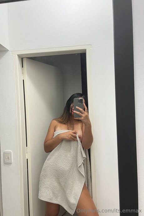 Its Emmax hot pornstar gallery