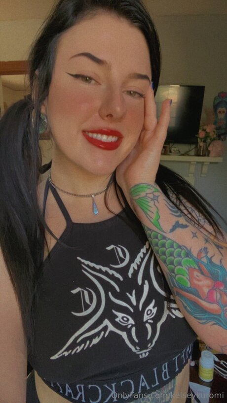 Kelseykuromi naked star pic