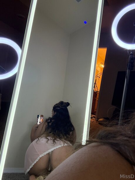 Missi Dii naked actress gallery