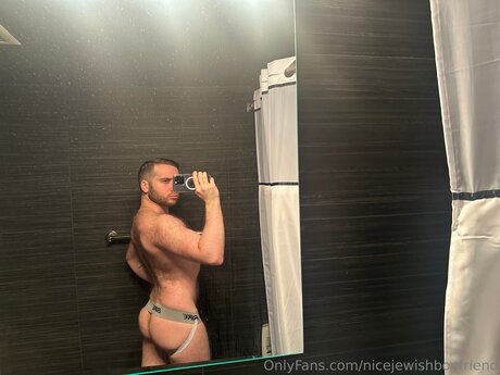 Nicejewishboyfriend model adult photos