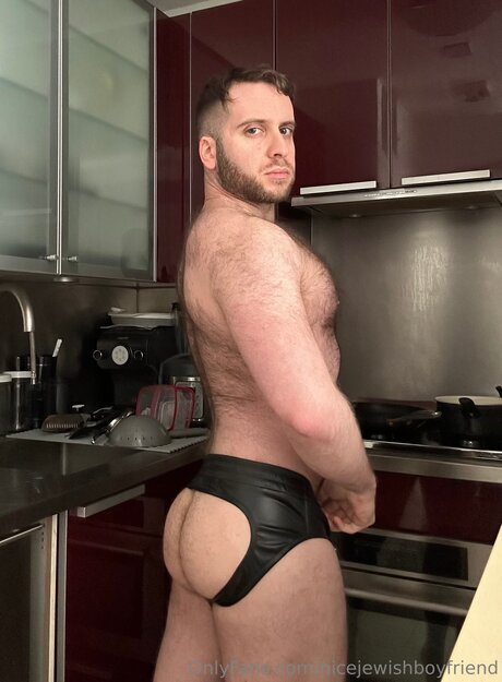 Nicejewishboyfriend model xxx image