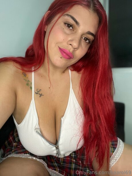 Kaarol69 pornstar erotic gallery