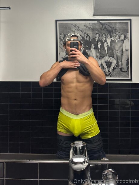 Thiccboirob model sex gallery