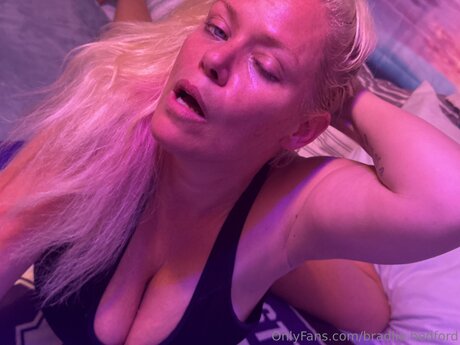 Russinem free pornstar pictures