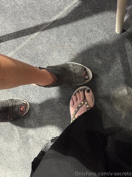 V Secrets pornstar xxx photo