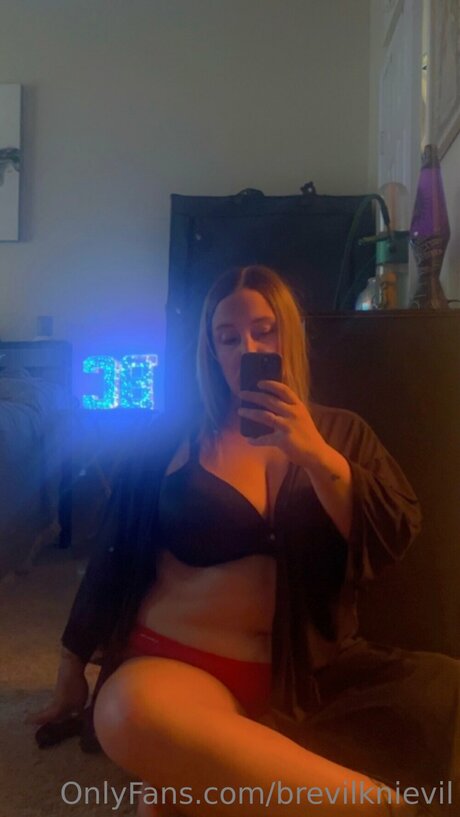 Brevilknievil star free img