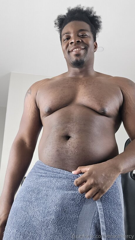 Theothercy star hot photos