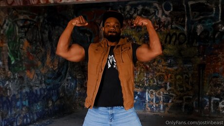 Jostinbeast hot pornstar img