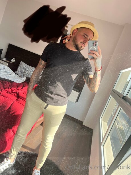 Nicoink exclusive model img