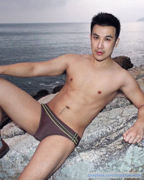 Guybluemoon pornstar nudes galleries