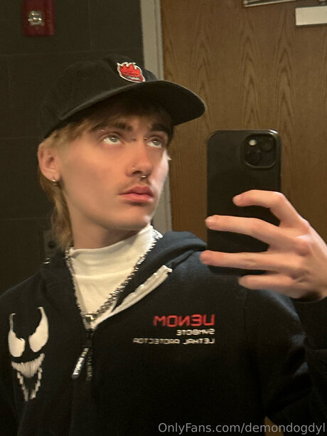 tiny onlyfans hot porn picture