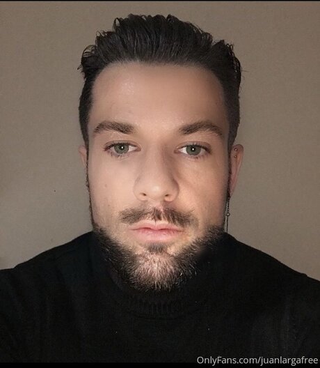 Juanlargafree naked model image