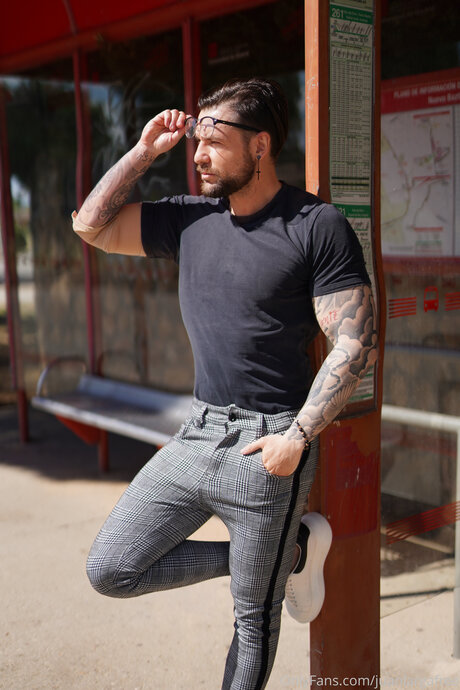 Juanlargafree nude pornstar image