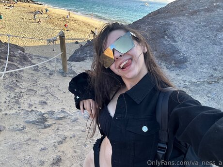 Va Ness A model sexy img