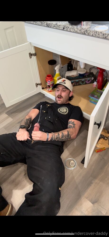 Undercover Daddy perfect actress pictures