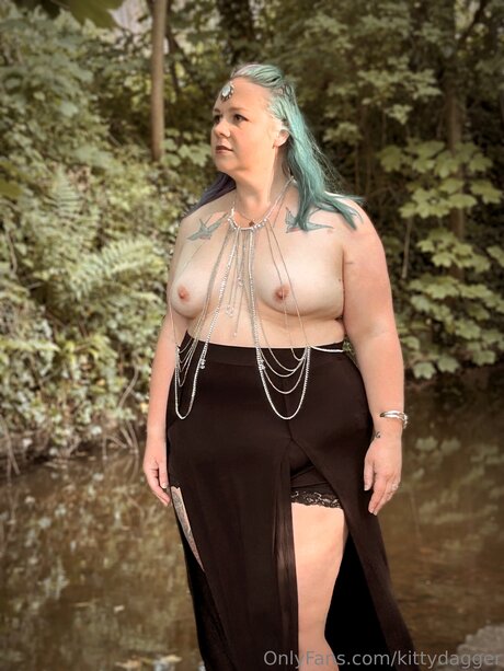 Kittydagger model sex image