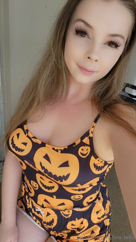 Lola Leda star adult photos