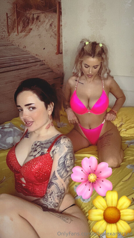 Allyalexandraaa hot star pictures