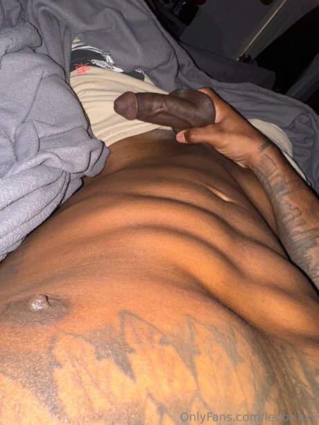 Leobrixxx porn model photos