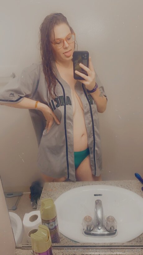 Summer Rain30 nude actress photos