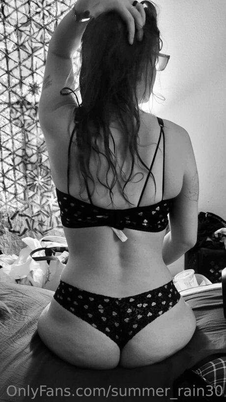 Summer Rain30 pretty model photo