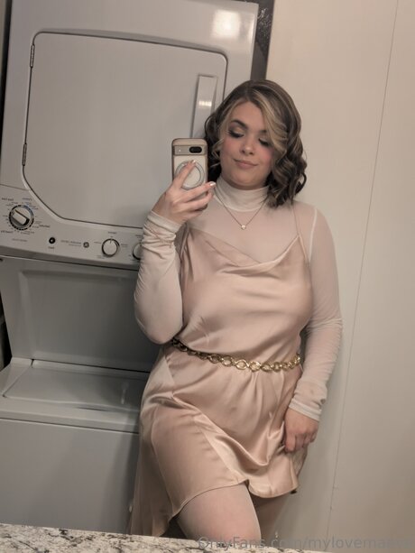 Mylovemaeve sex model gallery