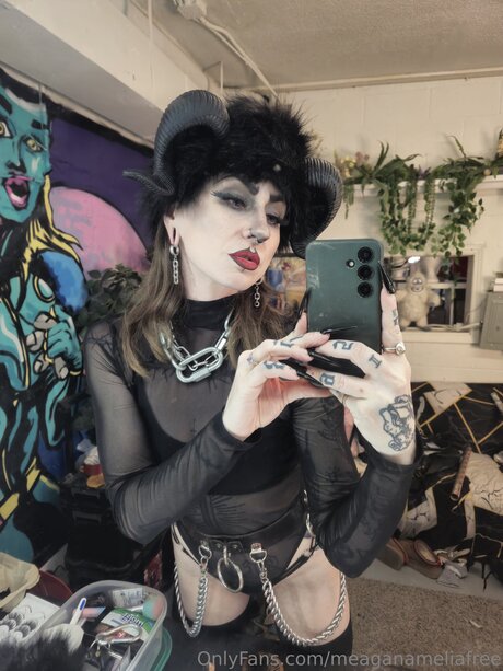 Meaganameliafree sex actress pic