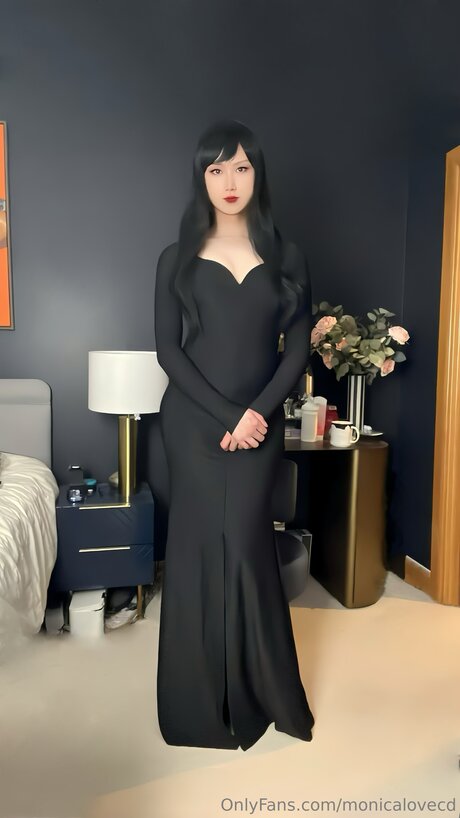 Monicalovecd naked star picture