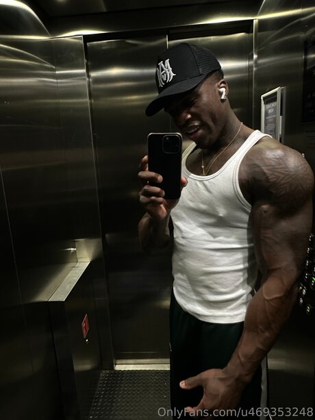 Jamal James122 erotic star photo