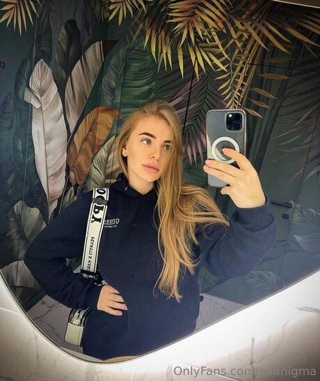 Evanigma Oftv free model image