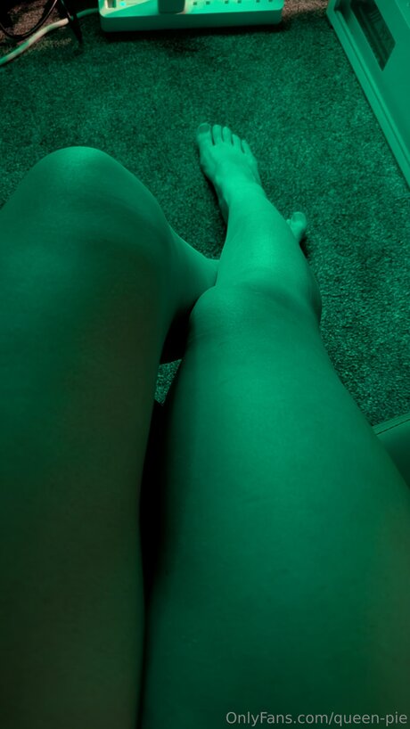 Queen Pie star art images