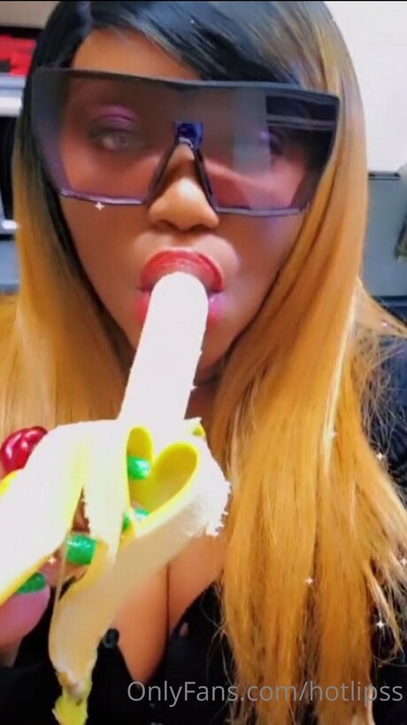 Hotlipss high quality pornstar galleries