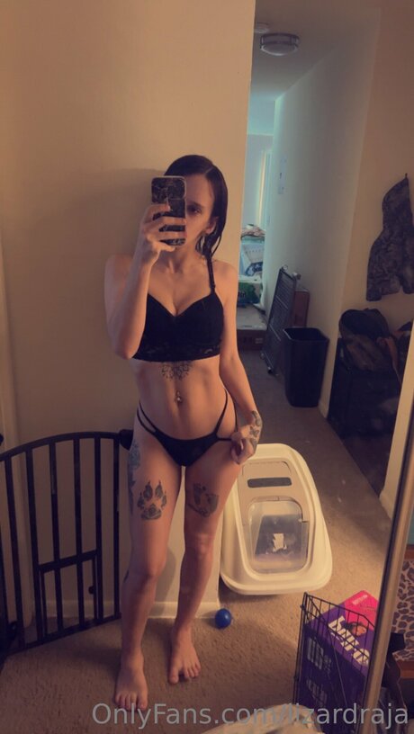 skinny petite onlyfans hot sexy image