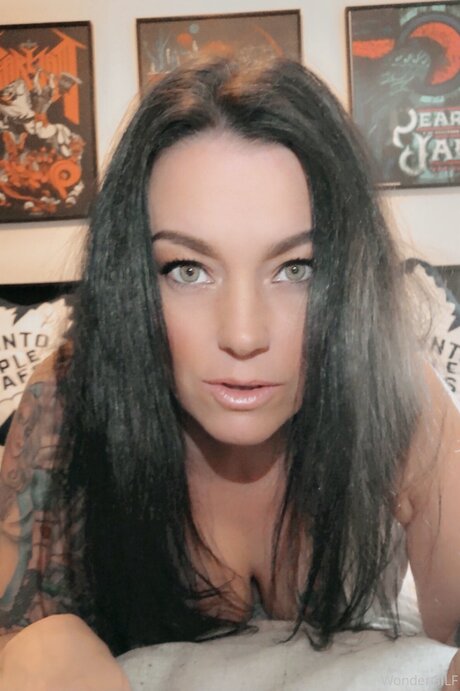 Wondergilf pornstar free img
