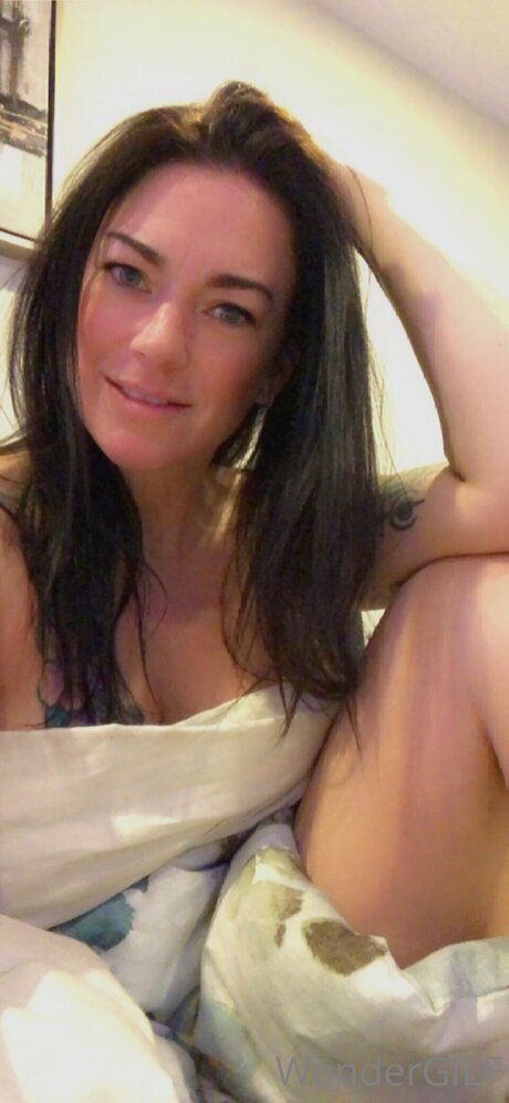 Wondergilf pretty actress galleries