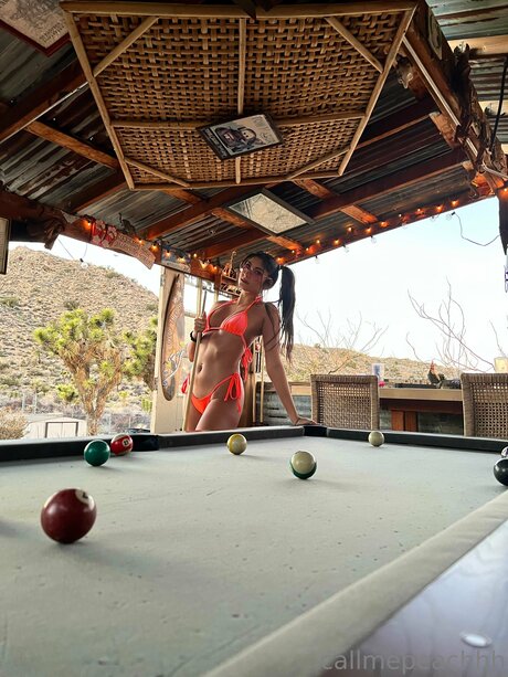 outdoor onlyfans top img