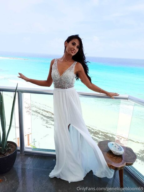 Iampennybloom nudes model archive