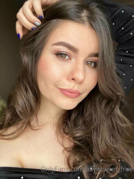 Asyasweet Free star pornographic pics