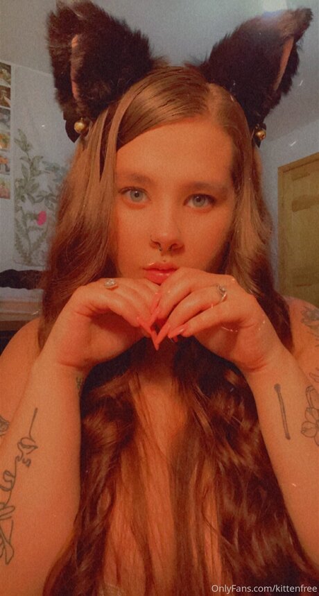 Luvrlys top pornstar img