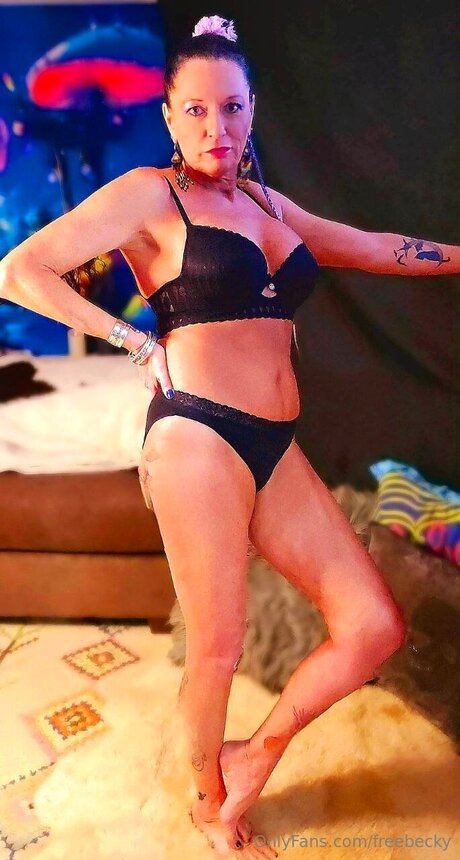 Freebecky star nude gallery