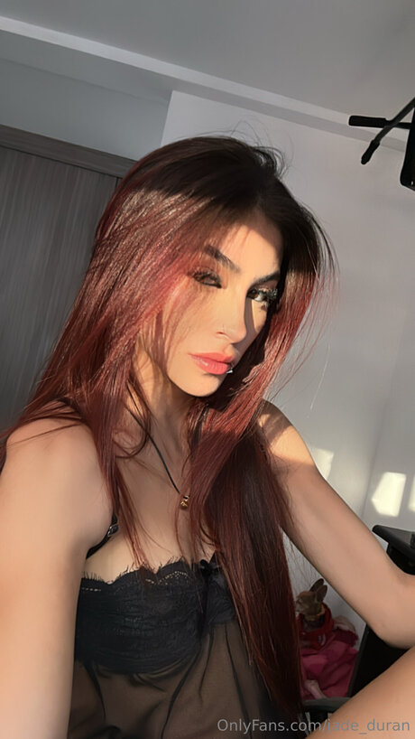 Jade Duran star hd pic