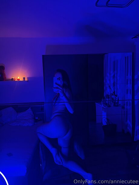 Anniecutee exclusive model pictures