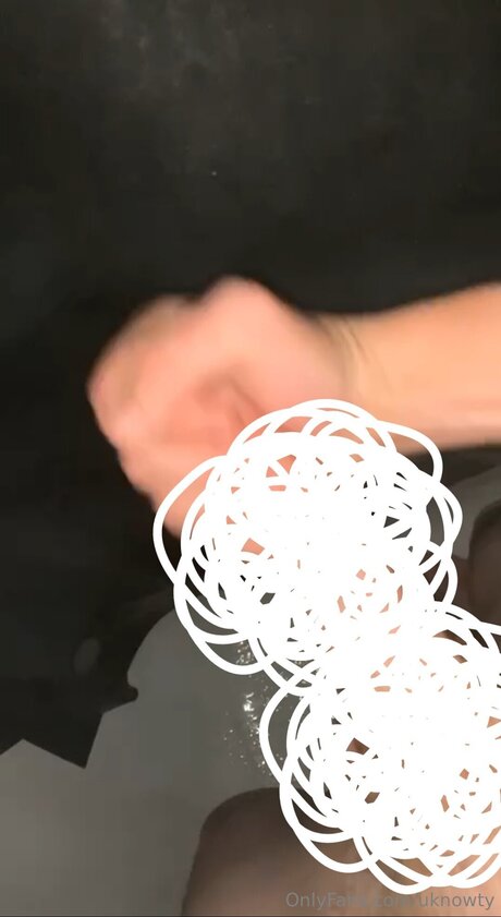 Uknowty exclusive actress pictures