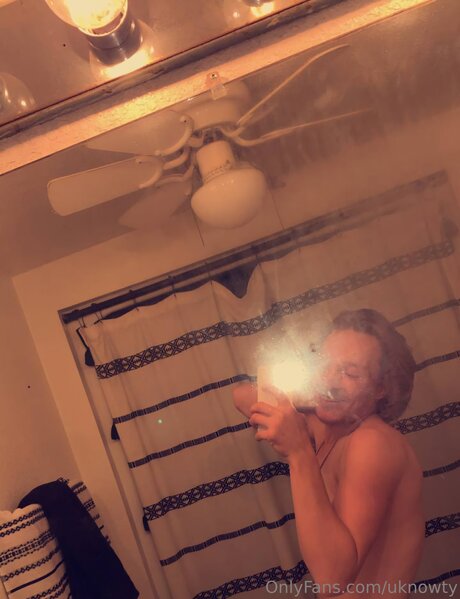 Uknowty pornstar top pics