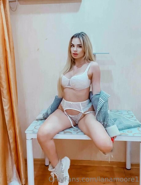 Lanamoore1 sex pornstar image