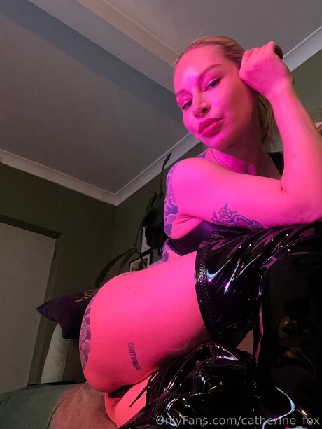 Catherine Fox star erotic img